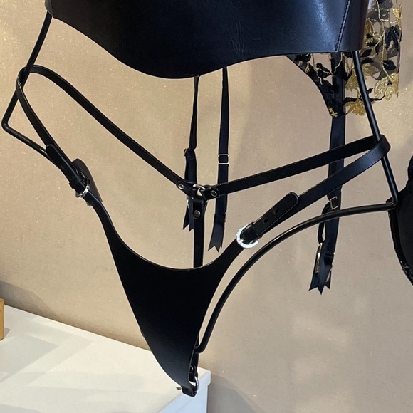 ANOESES Corset "Yasmin" Set - Picture 5 of 7